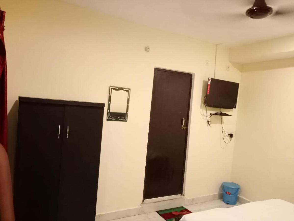 S S Hotel And Restaurant By Wb Economy Jaunpur Kültér fotó