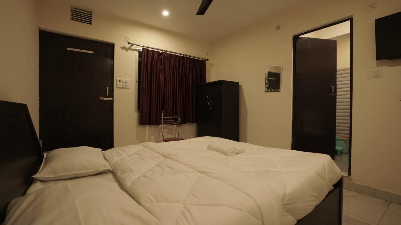 S S Hotel And Restaurant By Wb Economy Jaunpur Kültér fotó